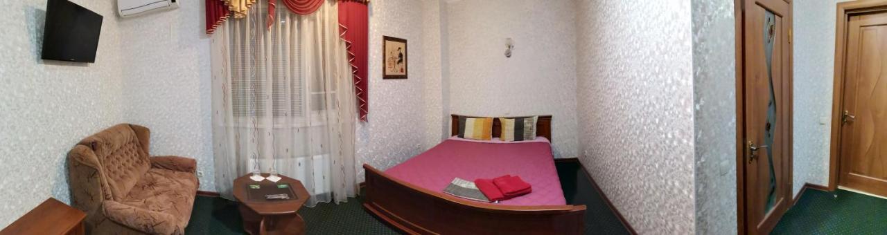 Melitopolʼ Atrium Hotel מראה חיצוני תמונה